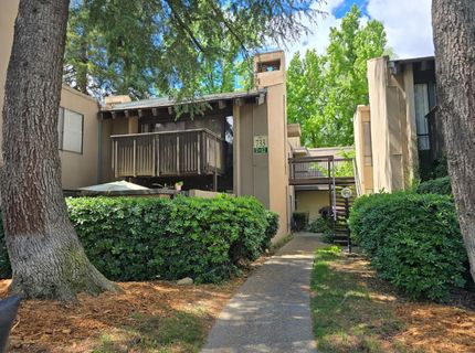 733 Woodside Ln E #12, Unit 12, Sacramento, CA 95825 Photo