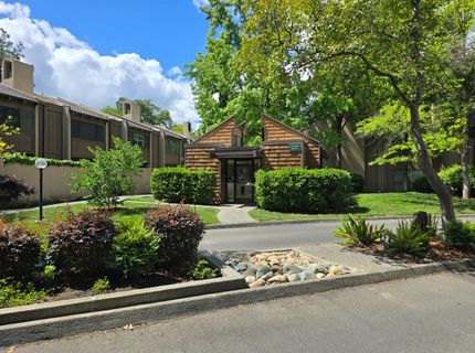 733 Woodside Ln E #12, Unit 12, Sacramento, CA 95825 Photo