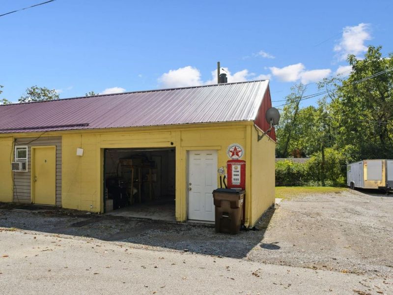 201 S Main Street, Bethel, OH 45106 Photo 9