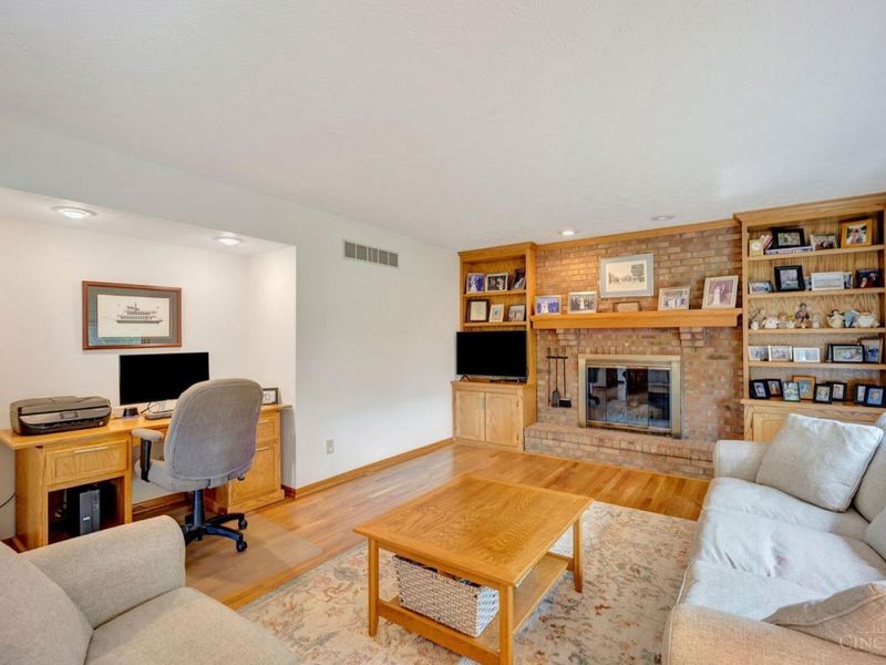 3352 Markdale Court, Cincinnati, OH 45248 Photo 11