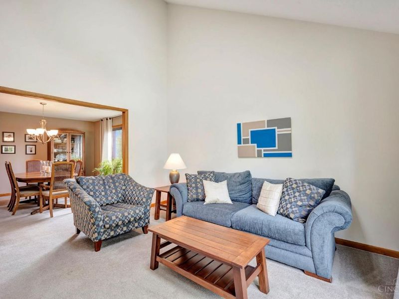 3352 Markdale Court, Cincinnati, OH 45248 Photo 5