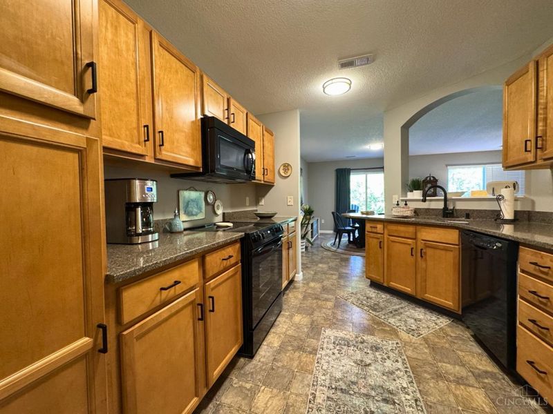 1317 Double Eagle Court, Lebanon, OH 45036 Photo 18