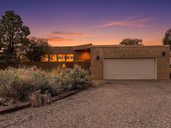 1874 San Bernardino Avenue NE, Albuquerque, NM 87122