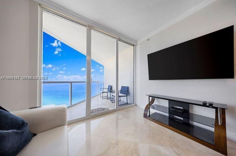 16699 Collins Ave, Unit 4006, Sunny Isles Beach, FL 33160 Photo