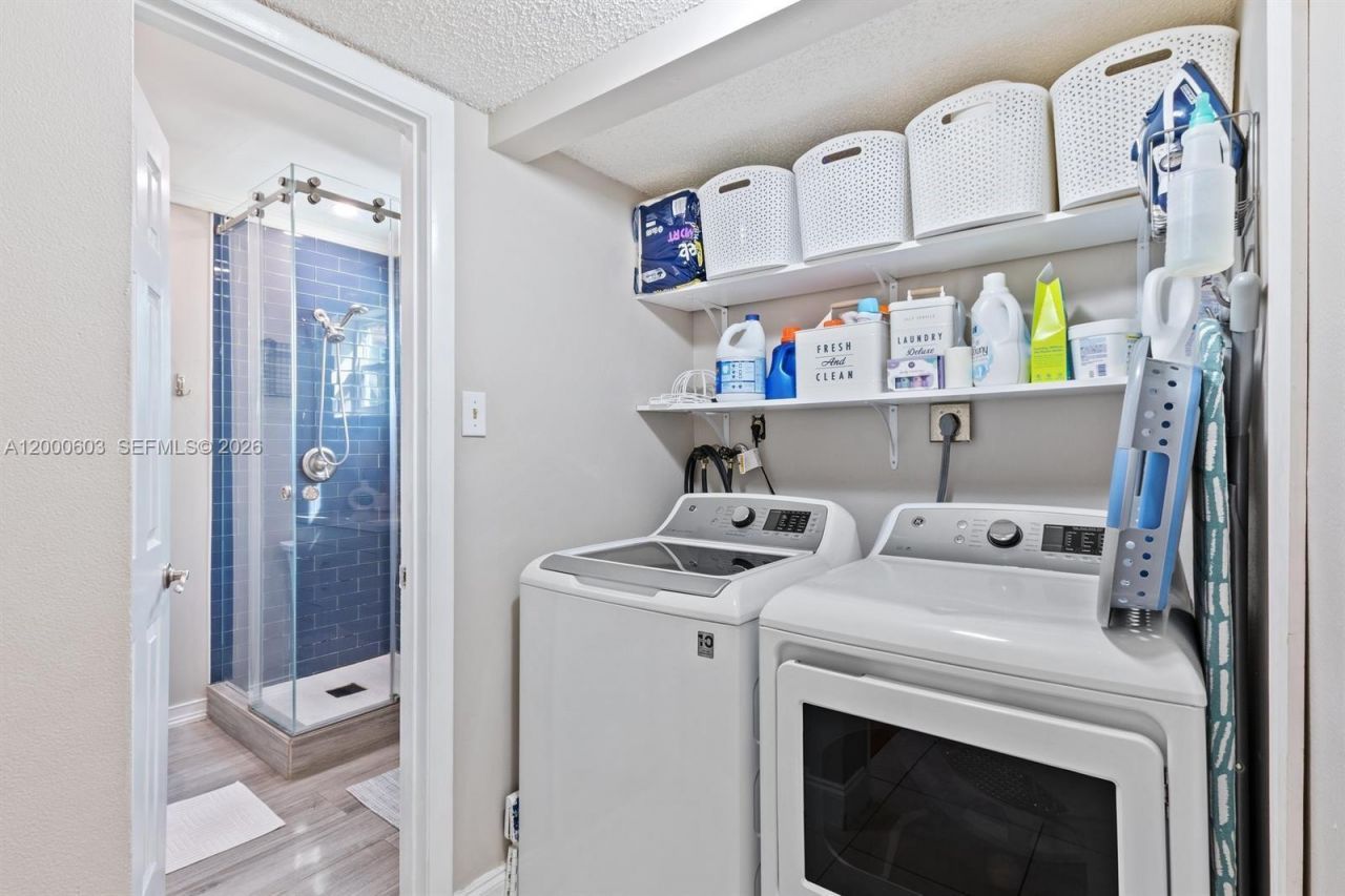 4119 Coral Springs Dr, Unit C6, Coral Springs, FL 33065 Photo