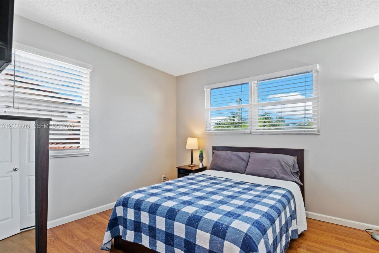 4119 Coral Springs Dr, Unit C6, Coral Springs, FL 33065 Photo