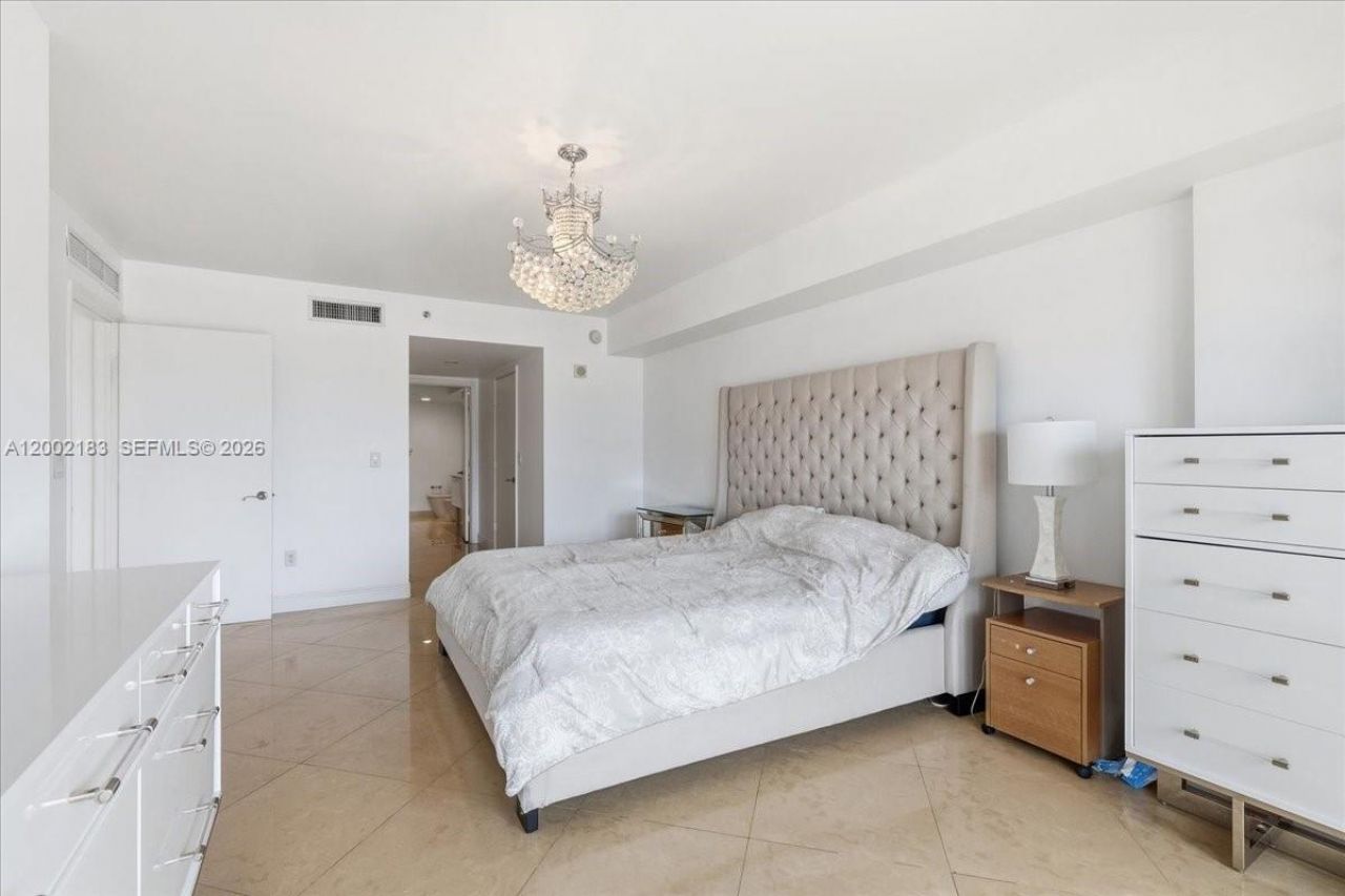 17201 Collins Ave, Unit 1107, Sunny Isles Beach, FL 33160 Photo