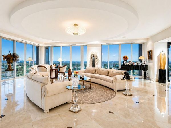 7000 Island Blvd, Unit PH-02, Aventura, FL 33160
