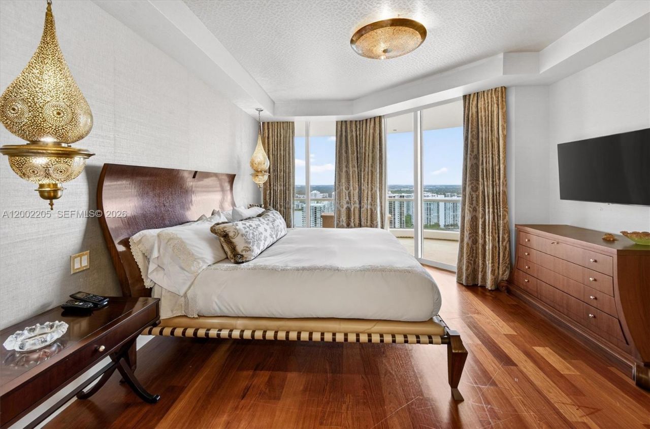 7000 Island Blvd, Unit PH-02, Aventura, FL 33160 Photo