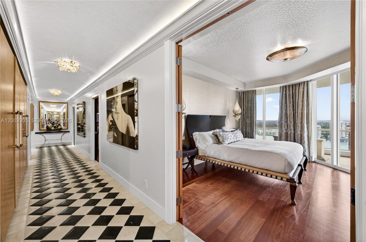 7000 Island Blvd, Unit PH-02, Aventura, FL 33160 Photo