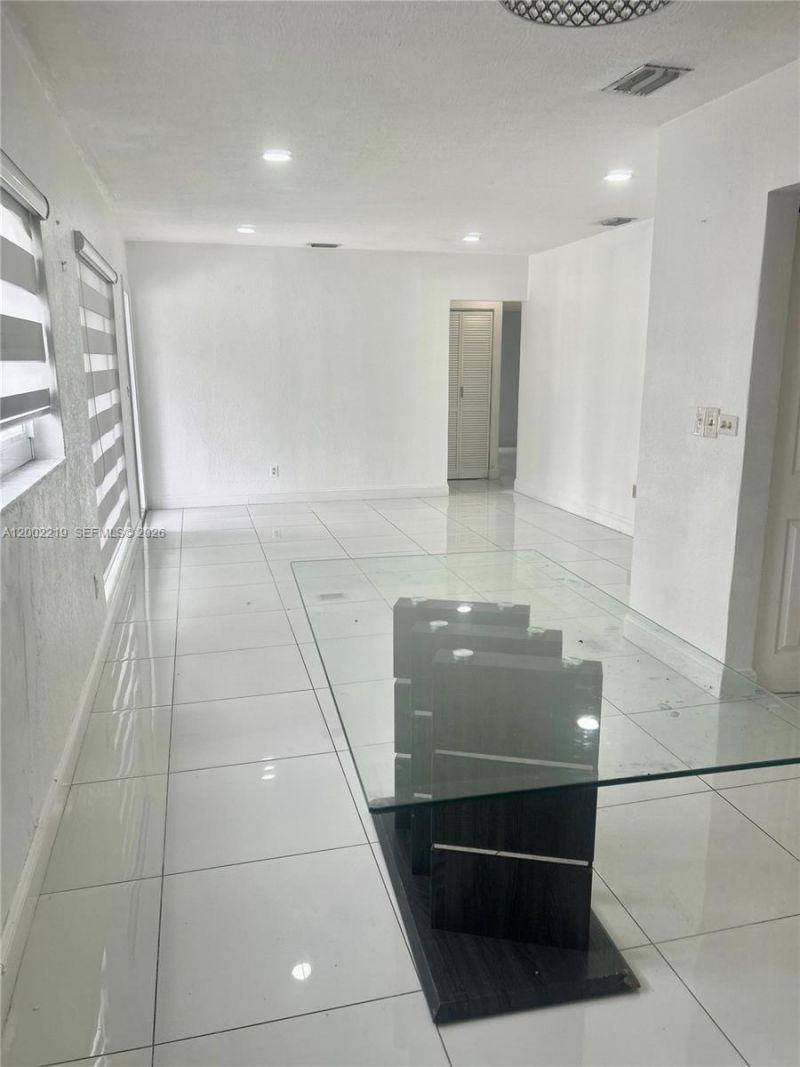 6550 W 8th Ave , Unit 1, Hialeah, FL 33012 Photo