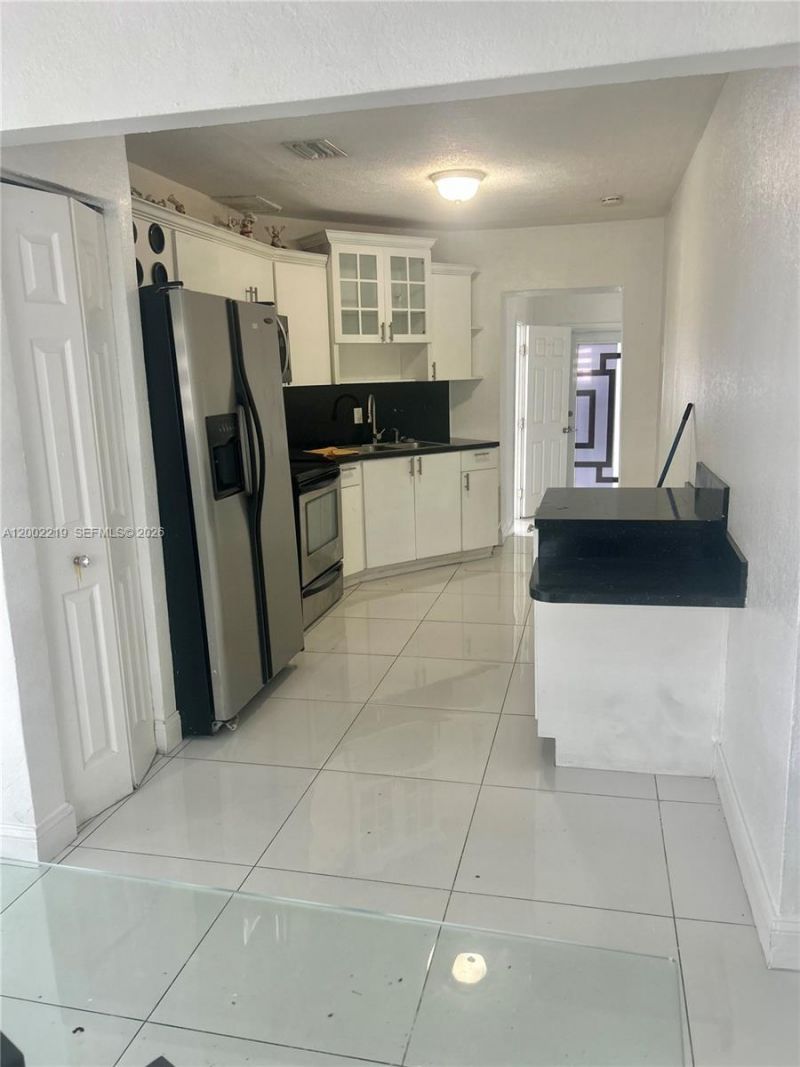 6550 W 8th Ave , Unit 1, Hialeah, FL 33012 Photo