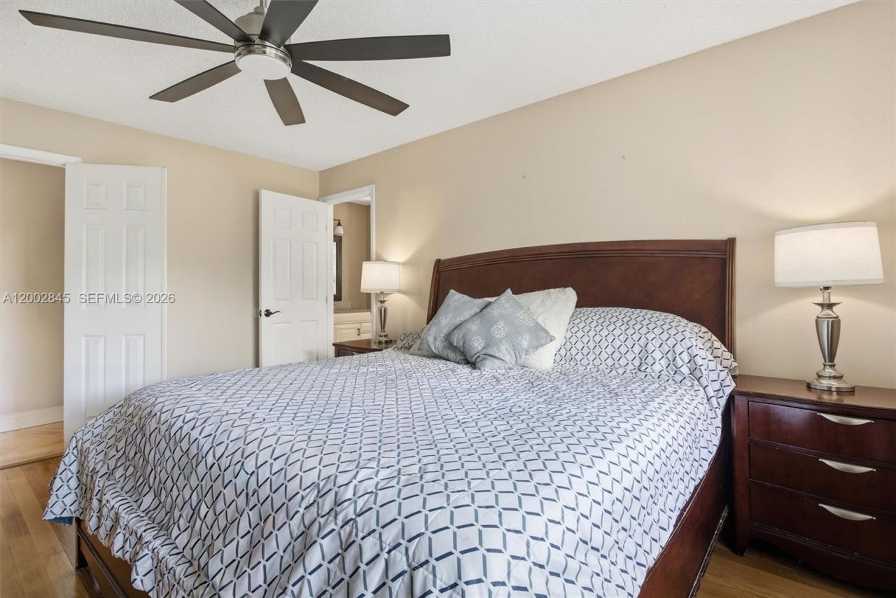 921 Monticello Ave, Davie, FL 33325 Photo