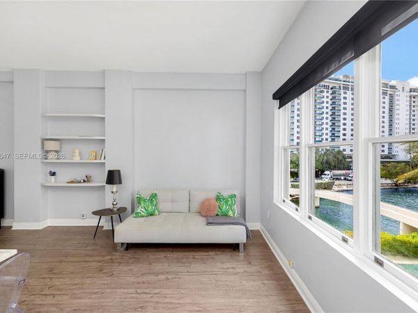 2421 Lake Pancoast Dr , Unit 3D, Miami Beach, FL 33140
