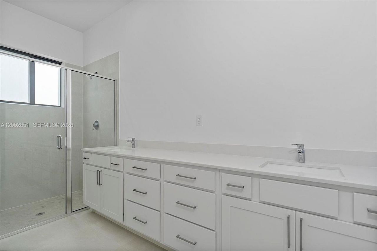 20943 SW 96th Ct, Cutler Bay, FL 33189 Photo