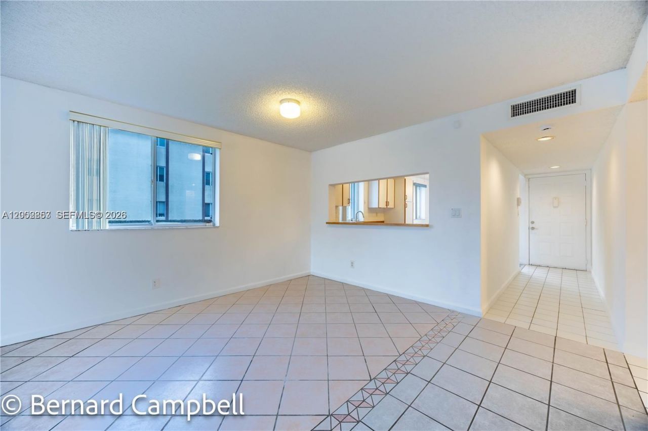 7264 S Devon Dr, Unit 112, Tamarac, FL 33321 Photo