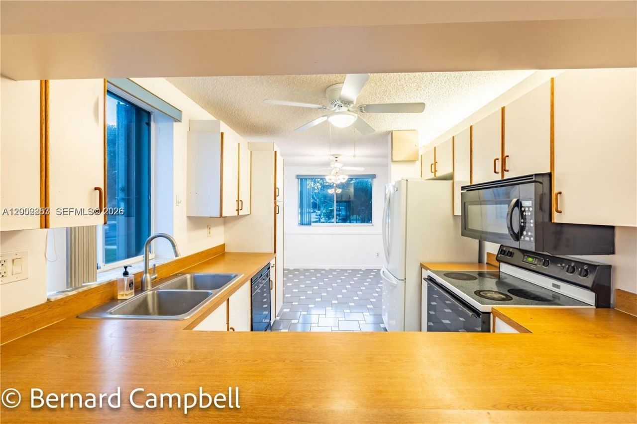 7264 S Devon Dr, Unit 112, Tamarac, FL 33321 Photo