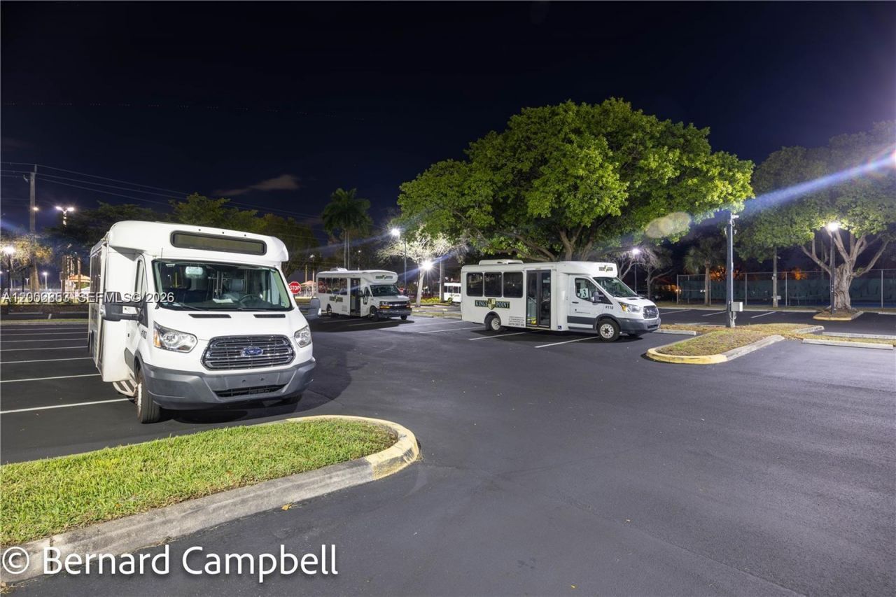 7264 S Devon Dr, Unit 112, Tamarac, FL 33321 Photo