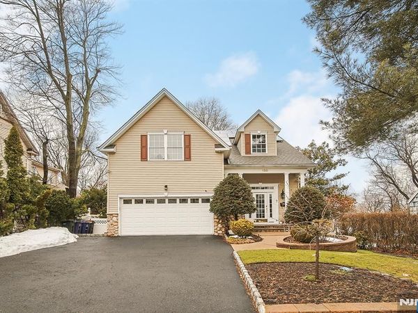 130 Irving Street, LEONIA, NJ 07605