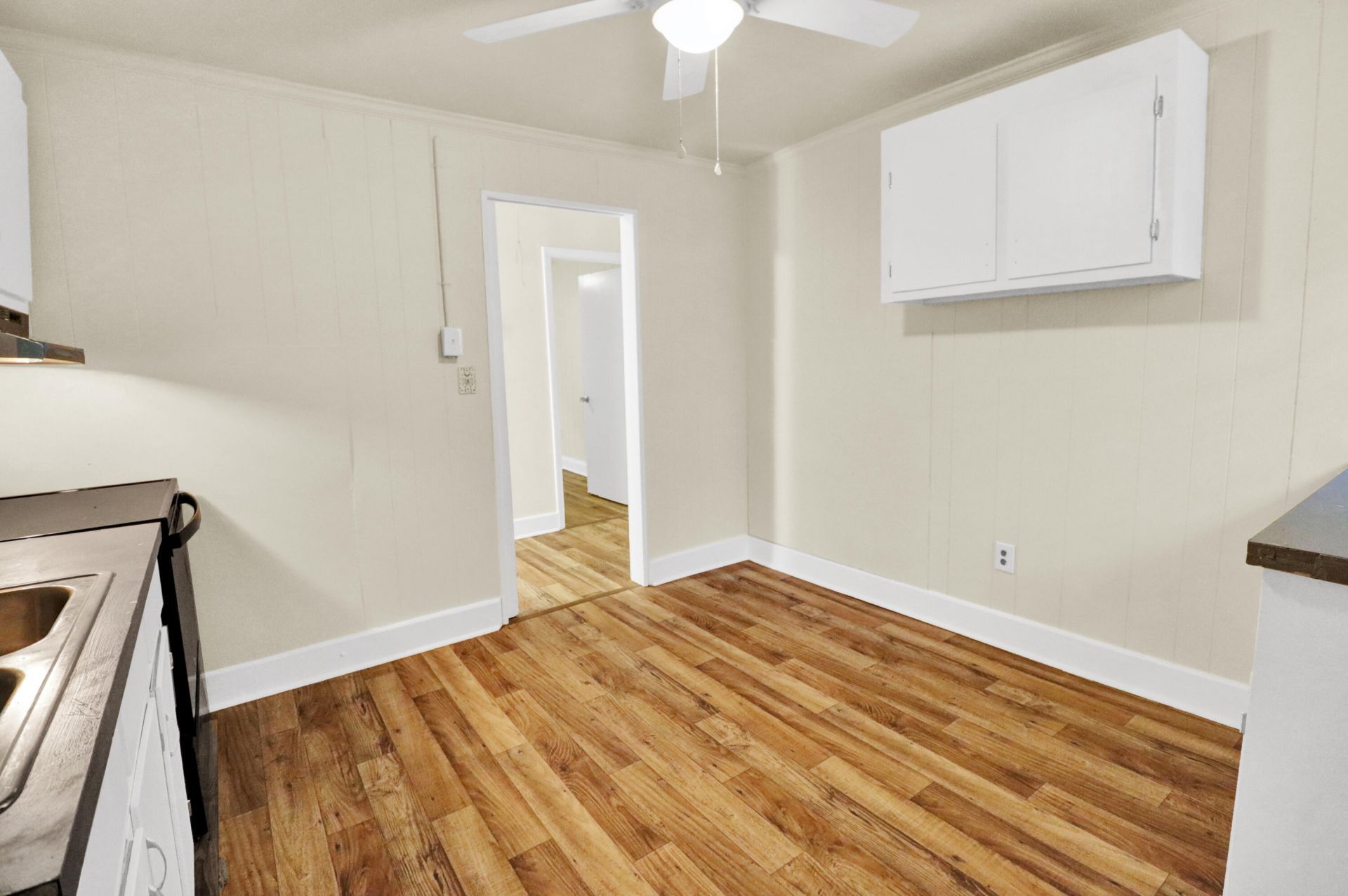 130 Lees Drive Photo 12