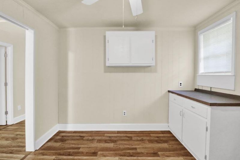 130 Lees Drive Photo 13