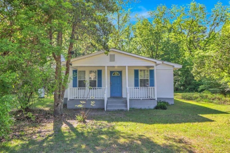 130 Lees Drive Photo 4