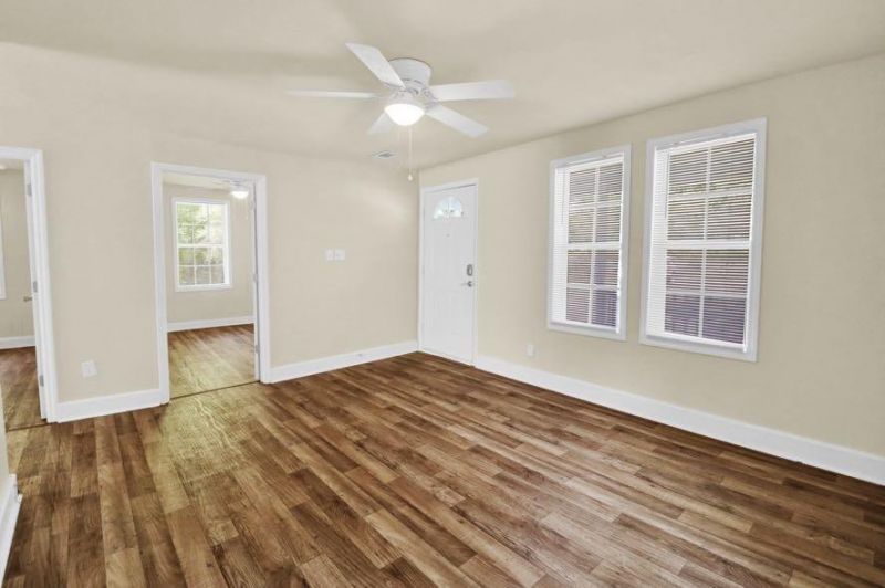 130 Lees Drive Photo 9