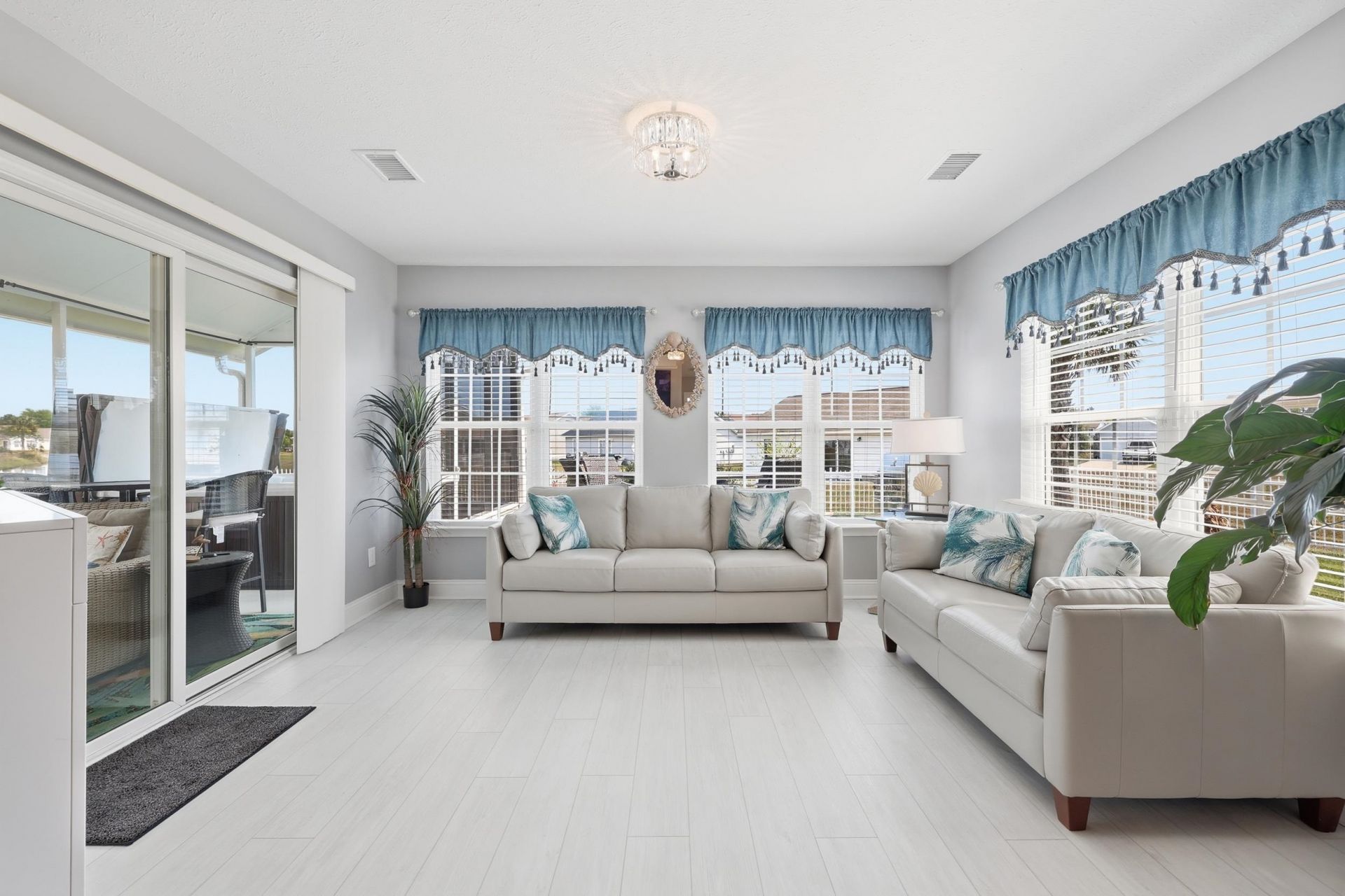 4508 E Walkerton Rd.  Photo 5