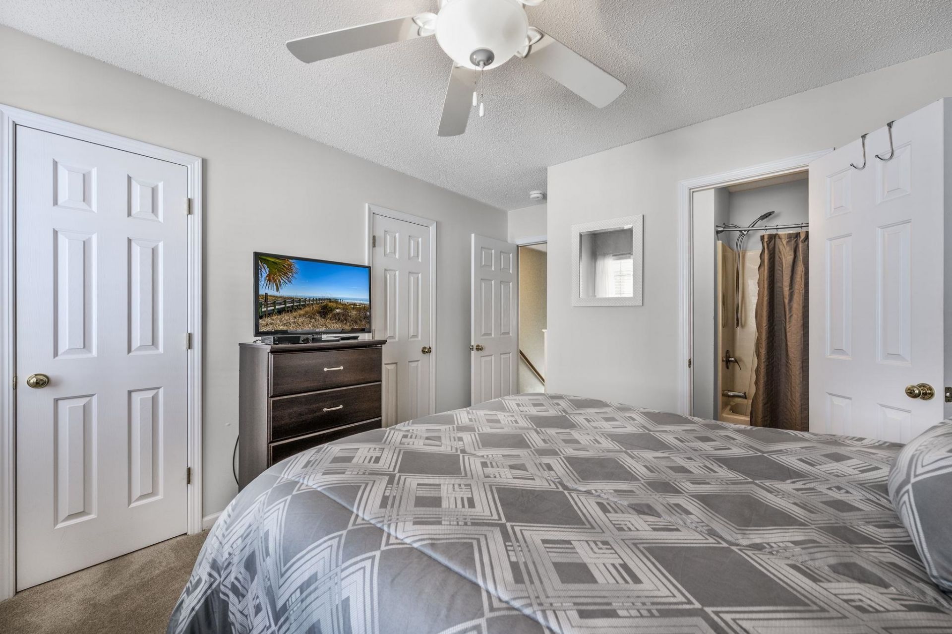 101 Barnwell St.  Photo 15