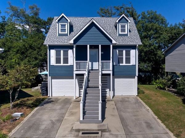 922 Salt Pl., Murrells Inlet, SC 29576