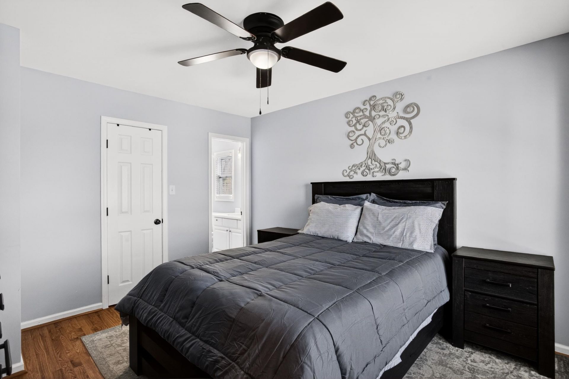 922 Salt Pl. Photo 19