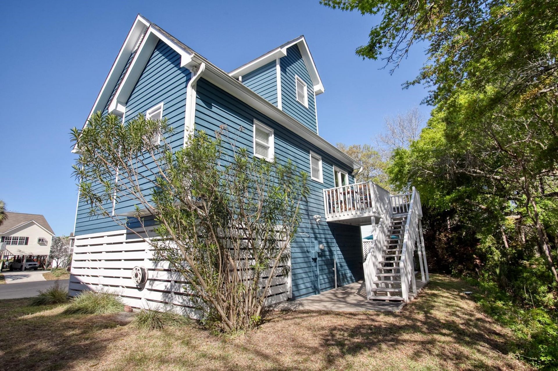 922 Salt Pl. Photo 29