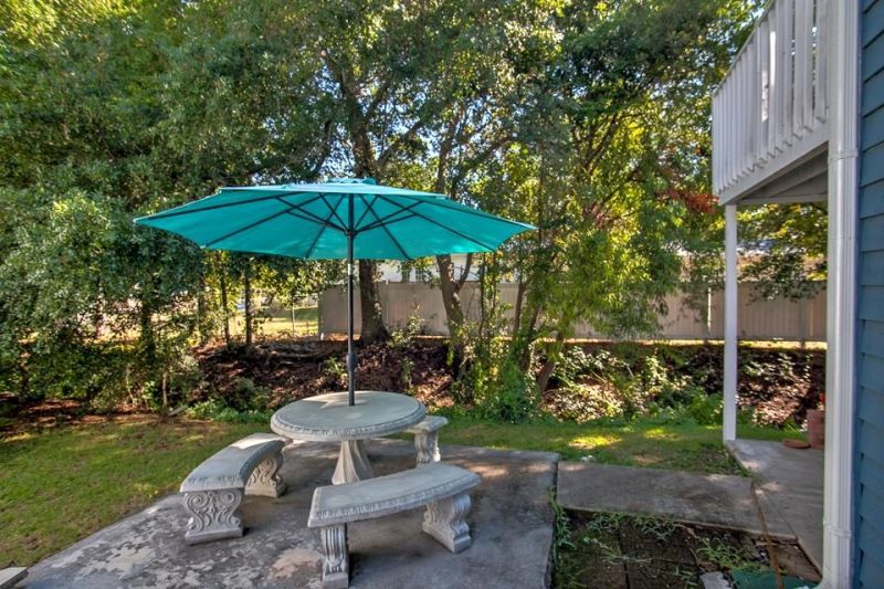 922 Salt Pl. Photo 32