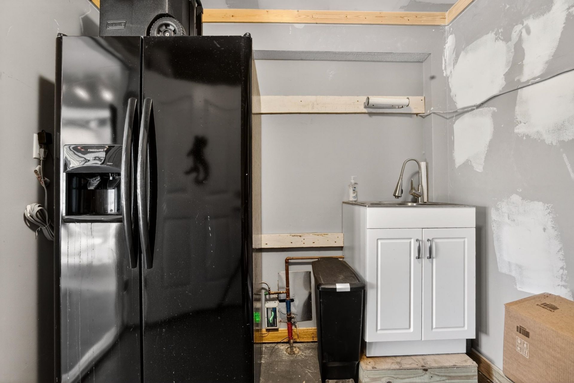 922 Salt Pl. Photo 36