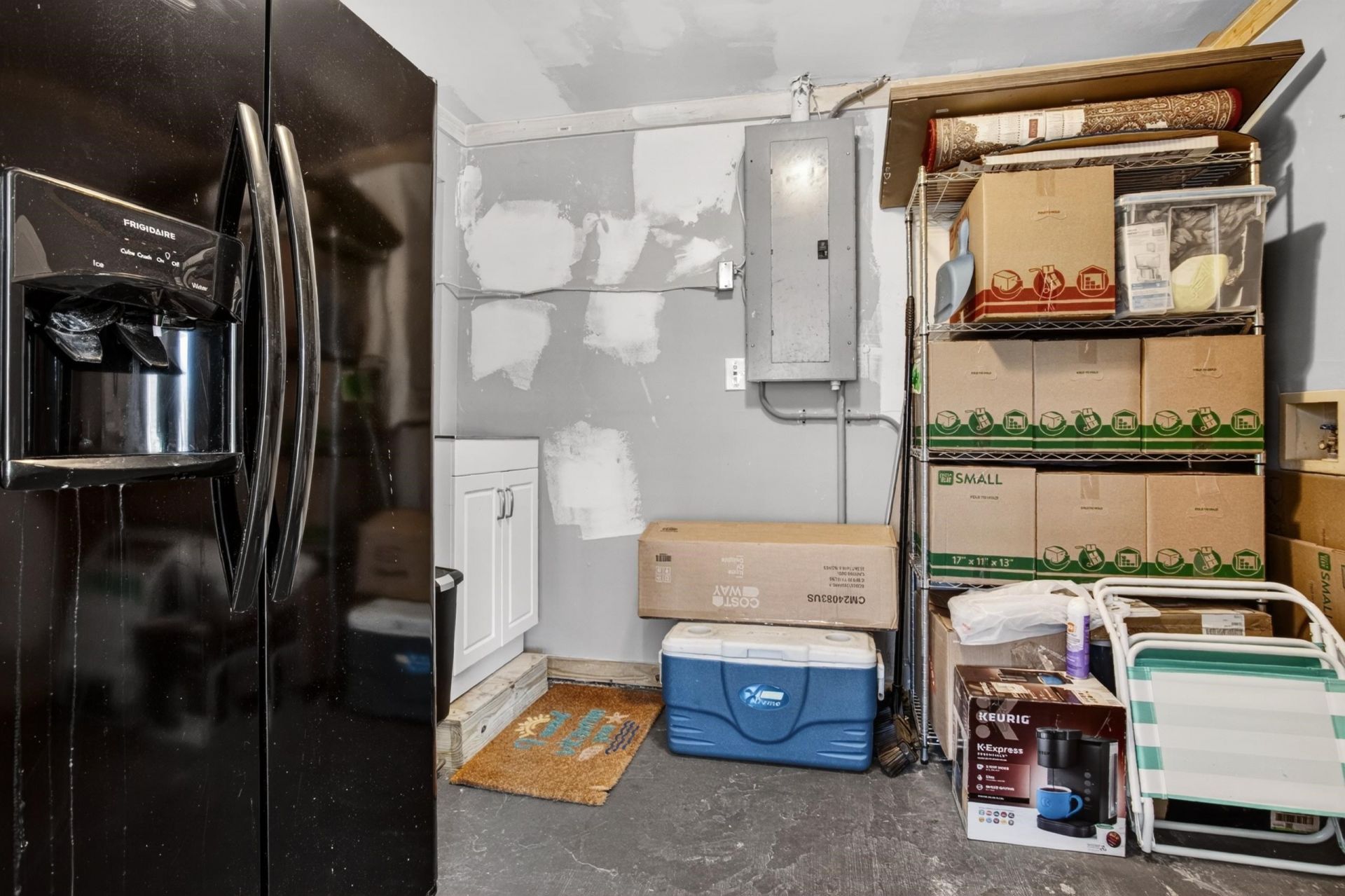 922 Salt Pl. Photo 37