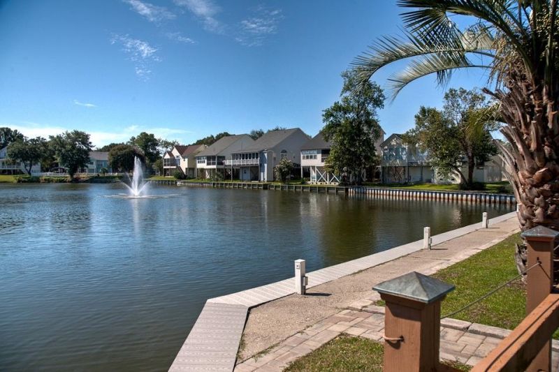 922 Salt Pl. Photo 43