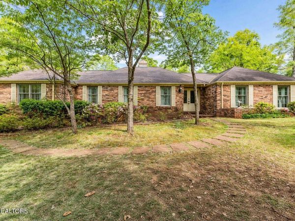 2012 Duck Cove Drive, Knoxville, TN 37922