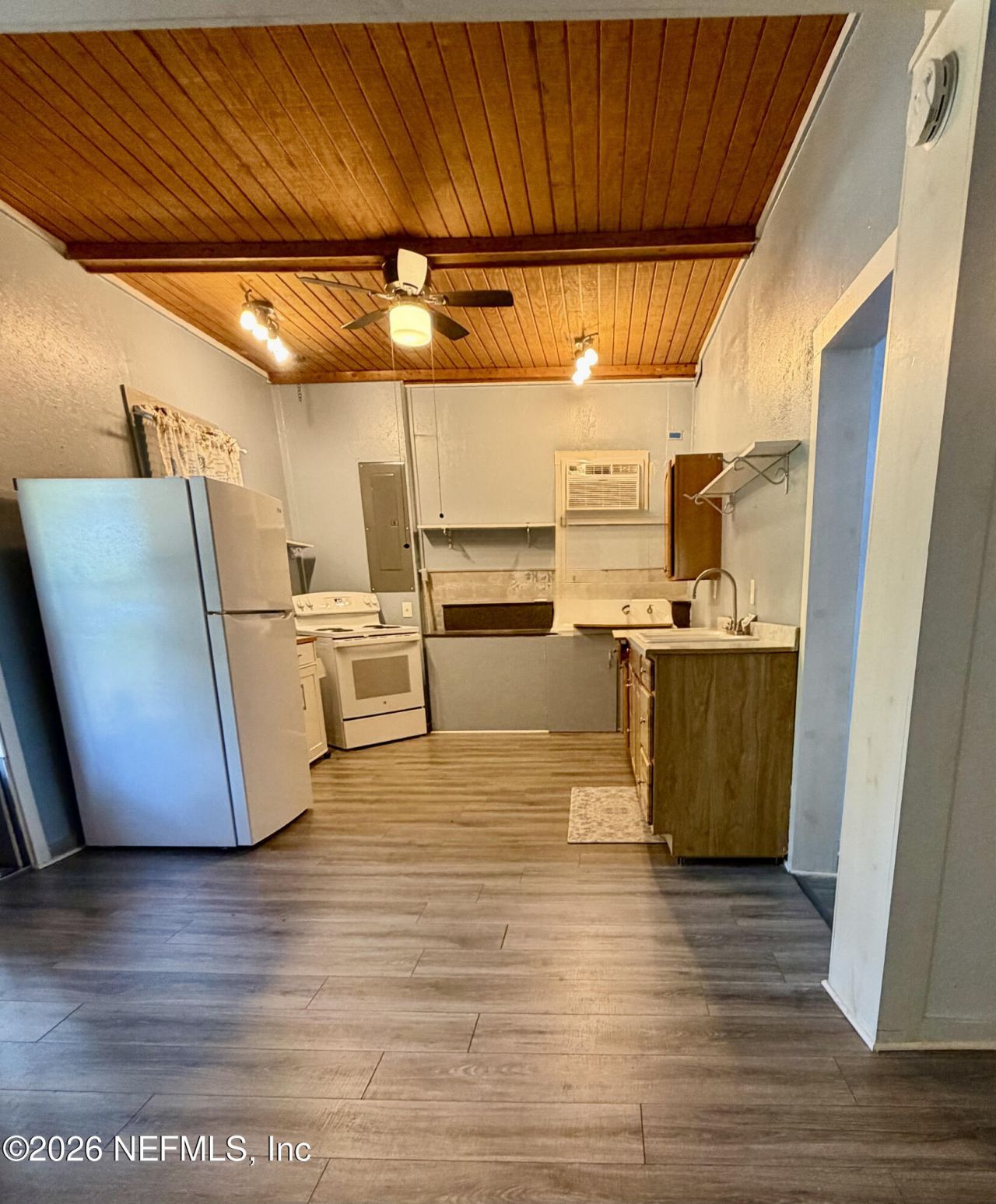 16842 Spring Street, White Springs, FL 32096 Photo