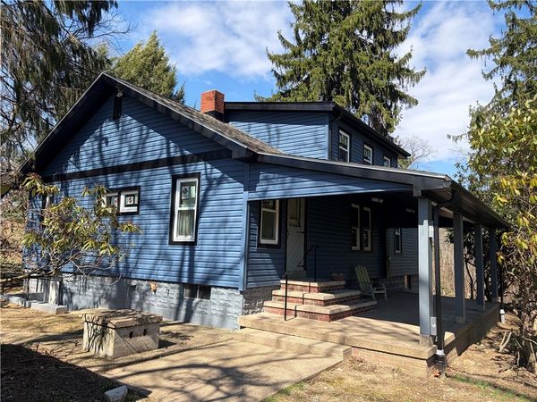 345 Garvin Rd , Finleyville, PA 15332