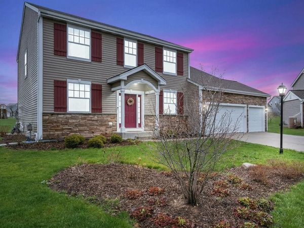 2180 Willow Pond WAY, Grafton, WI 53024