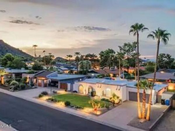 2532 E DESERT COVE Avenue, Phoenix, AZ 85028