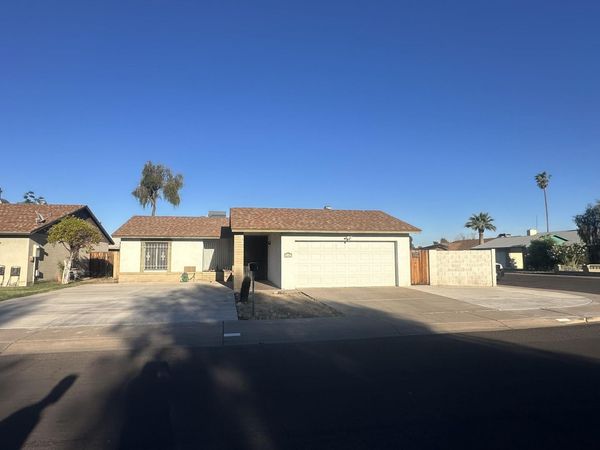 5101 N 69TH Drive, Glendale, AZ 85303