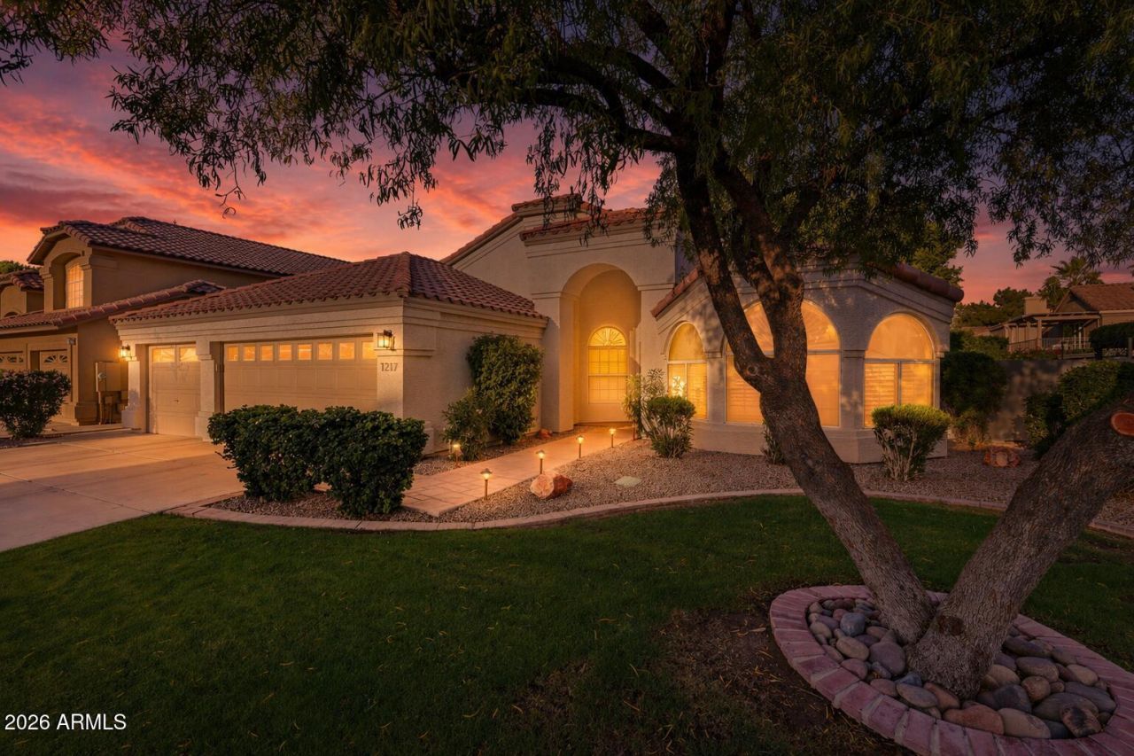 1217 N Sailors Way, Gilbert, AZ 85234 Main Photo