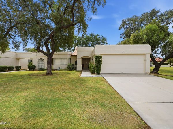 6315 E KELTON Lane, Scottsdale, AZ 85254