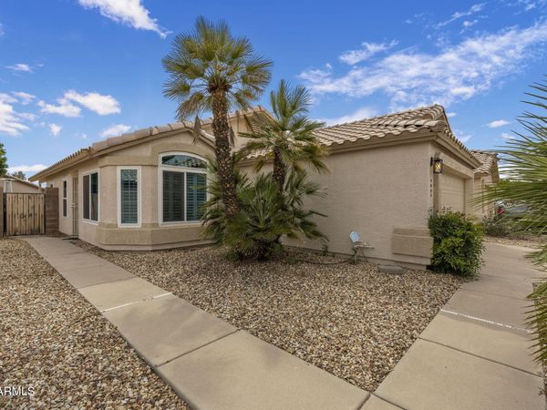 4831 W TOPEKA Drive, Glendale, AZ 85308