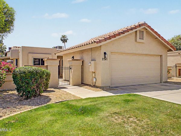 2341 W IRONWOOD Drive, Chandler, AZ 85224