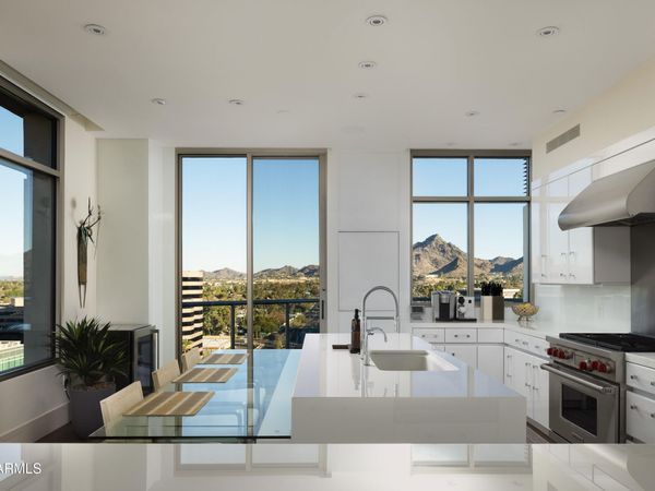 2402 E ESPLANADE Lane, Unit PH1, Phoenix, AZ 85016