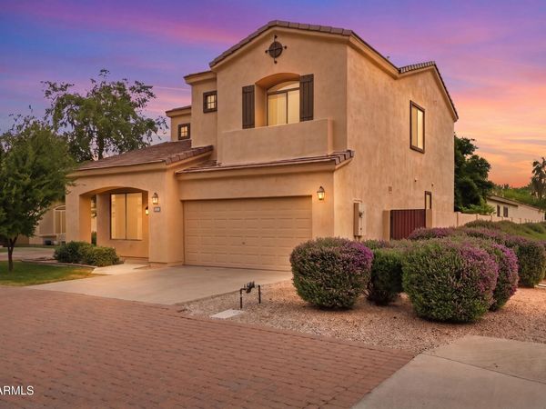 2068 W OLIVE Way, Chandler, AZ 85248