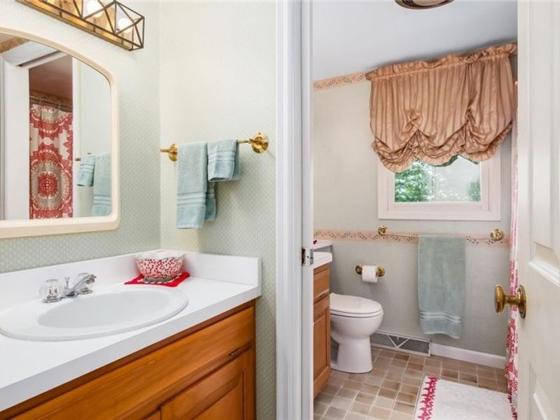 480 W Highland Drive, Zanesville, OH 43701 Photo 30