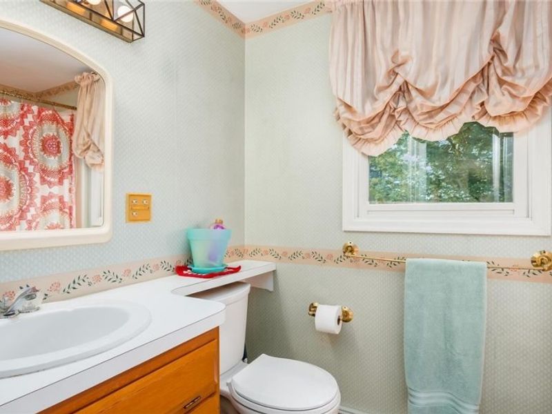 480 W Highland Drive, Zanesville, OH 43701 Photo 31